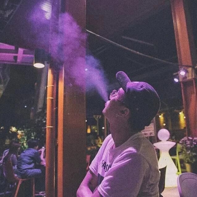 储承刚豪