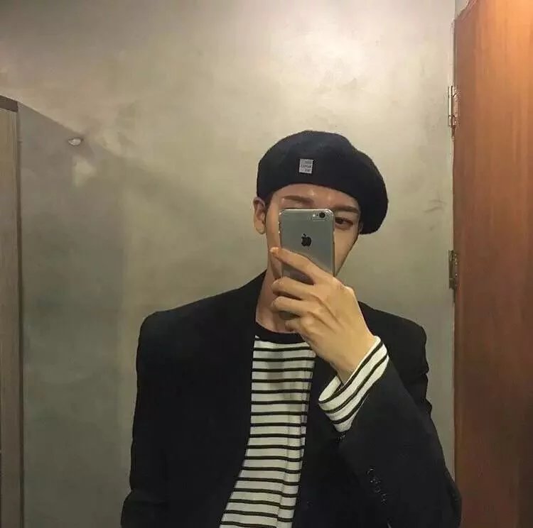 闻彩蓉力