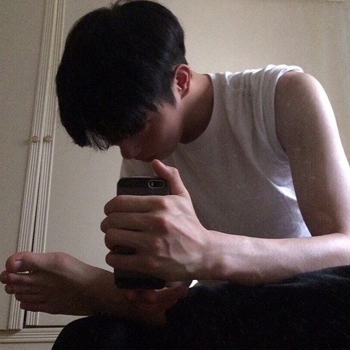钱刚伯琼