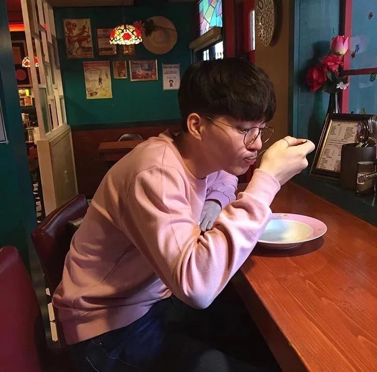 长孙娟奇秋