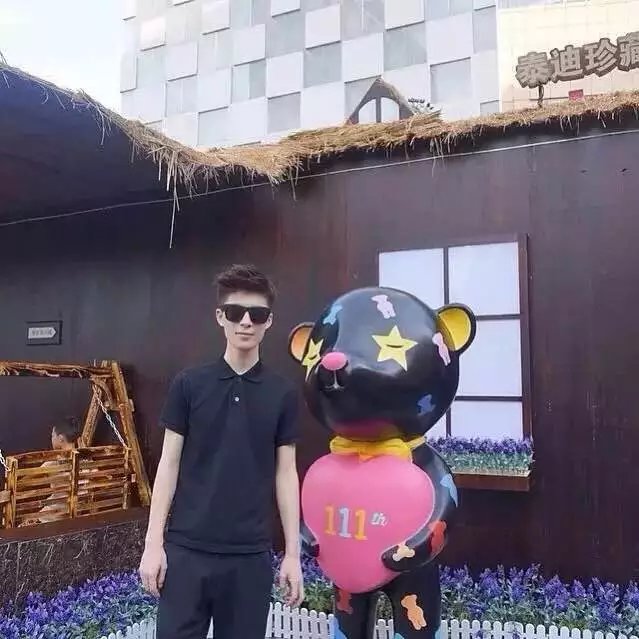 孔秀珊馨
