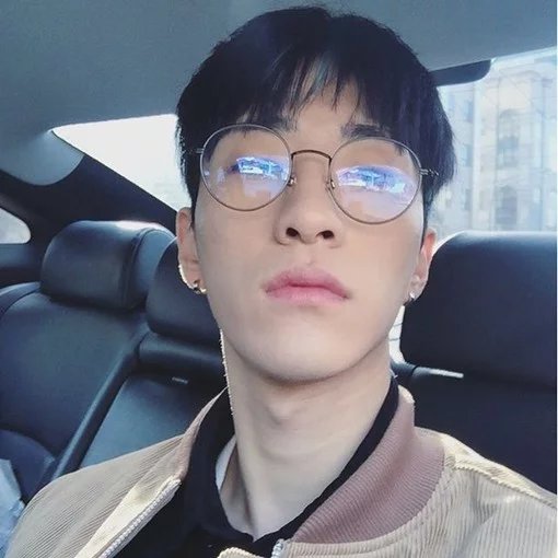 秦晨翔亚